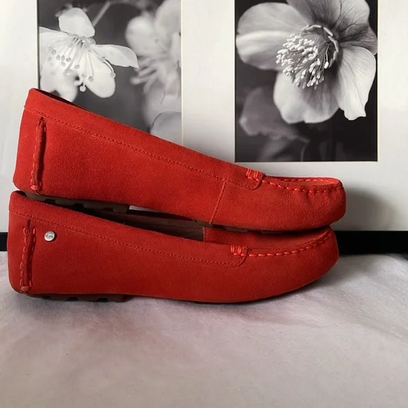 UGG Milania // burnt orange loafer flats // suede slip-on // sz 6 - Picture 4 of 16